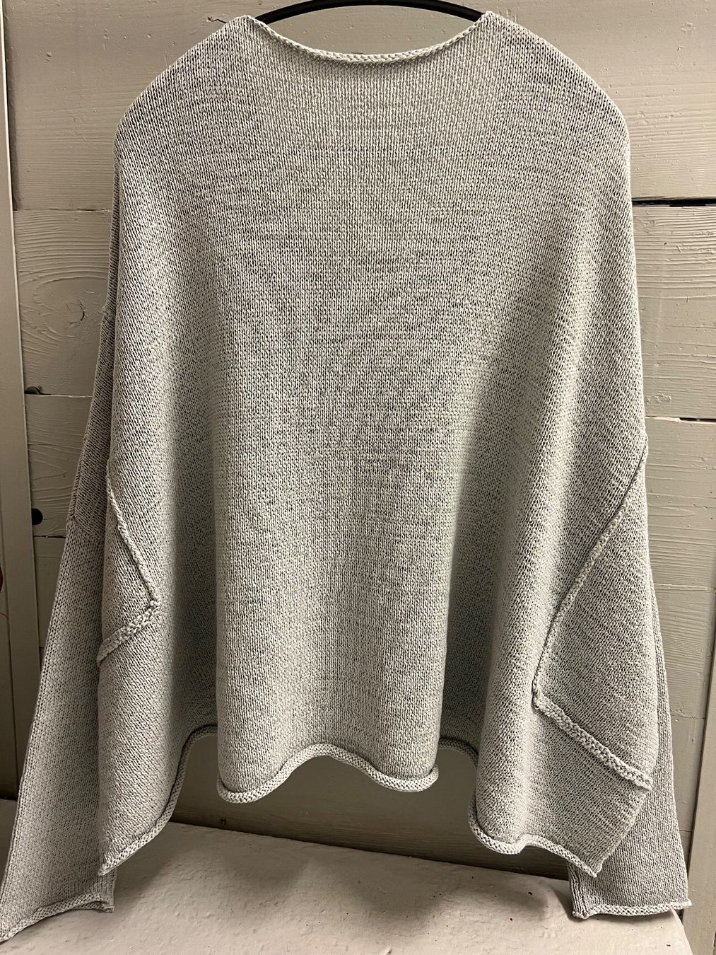Maglioni & Felpe: Rundholz Strickpullover Oversize, hellgrau, Gr. OS – Usato da Zürich venduto da Roon123 1