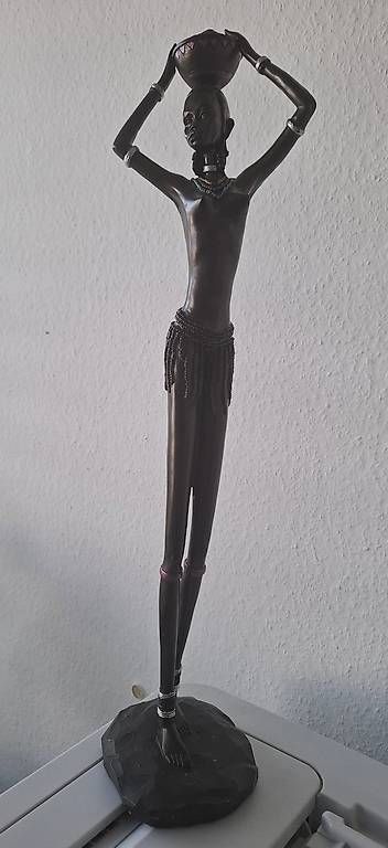 Statuette: Statue - Afrikanerin – Usato da Bottmingen venduto da veroda01