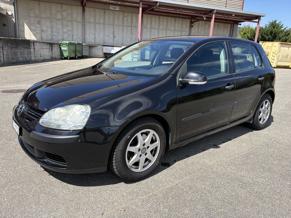 VW Automobili: Vw golf 5 1.6 fsi – Usato da lostorf venduto da Hramaj