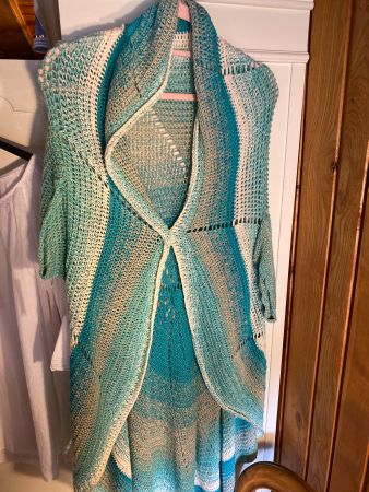 STRICKJACKE TÜRKIS,BIJOUX EINZELSTÜCK