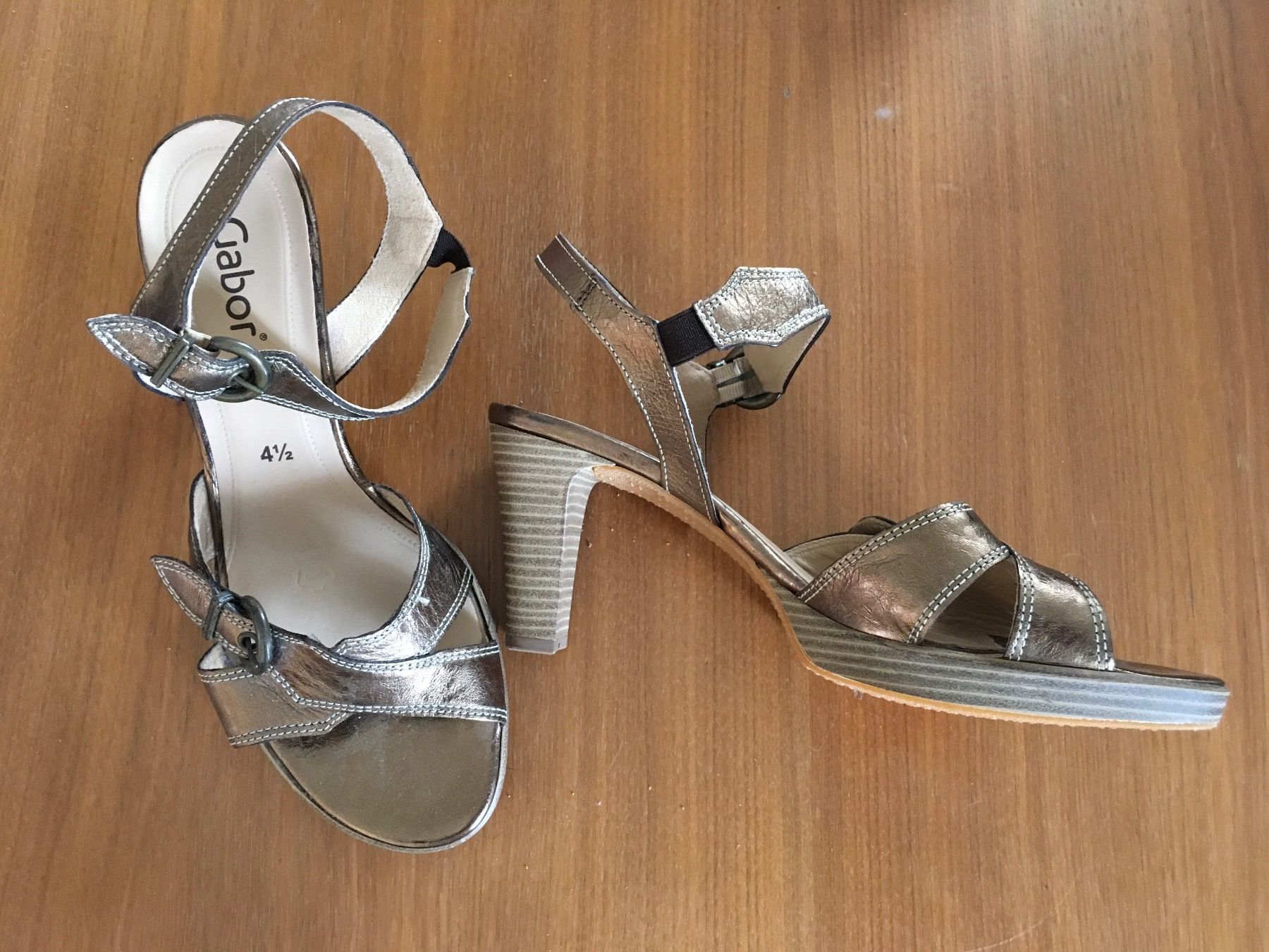 Gabor Scarpe da donna: Gabor Sandalen 4 1/2 – Nuovo (secondo la descrizione) da Zug venduto da smile060 1
