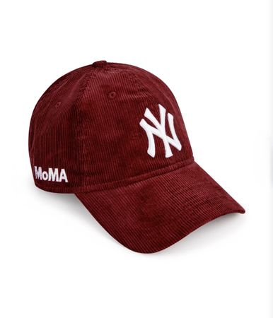 NY Yankees cap x MoMA Design Store!