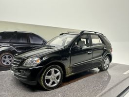 Mercedes-Benz ML600 M-Class 1:43, limitiert, MINICHAMPS