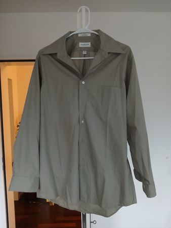 Van Heusen Men's Dress Shirt - Size 16 - Poplin Casual Fit