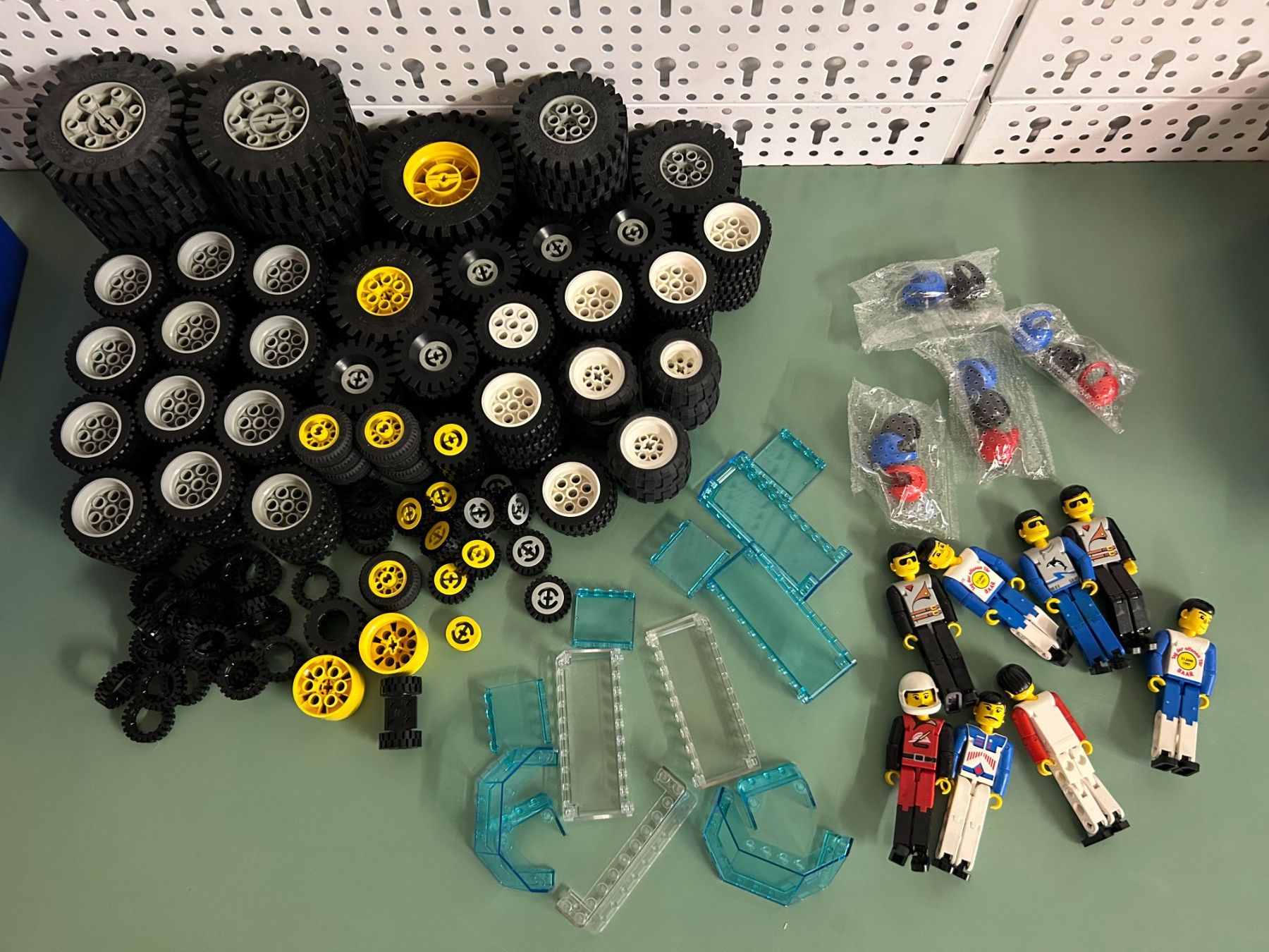 Lego Giocattoli: Lego Technic Ersatzteil Sammlung – Usato da Rotkreuz venduto da Fairerpreis 4