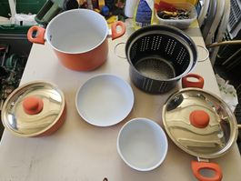 Brunner Topfset orange mit Kochaufsatz nie benützt.