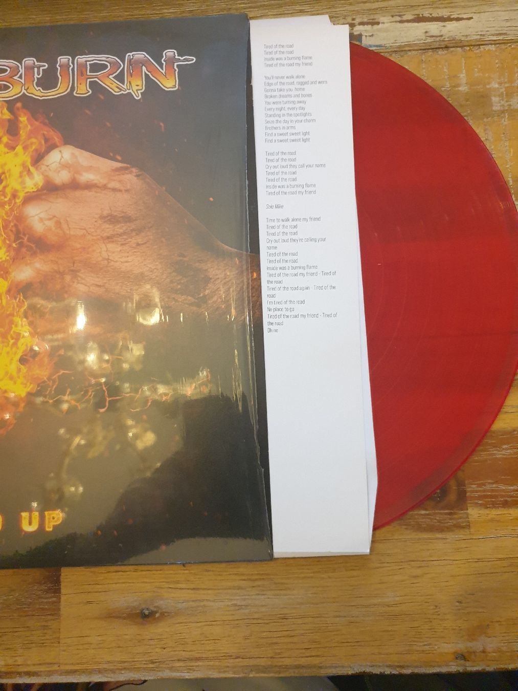 Dischi in vinile: Sideburn - Fired Up - Red Vinyl - Neu – Nuovo e nell'imballaggio originale da Olten venduto da Marsmobil 2
