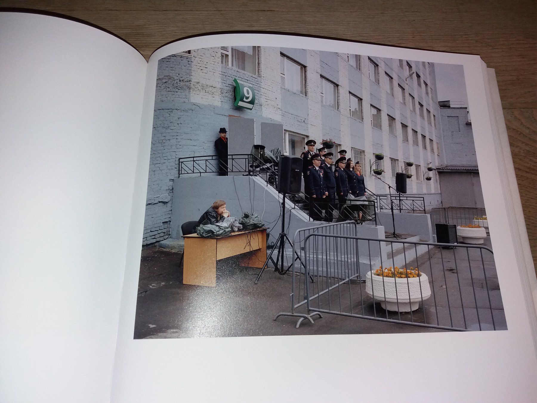 Livres: FOTOBUCH Beat Schweizer MIKHAILOVNA CALLED interessant – D'occasion à Welschenrohr par Regool 8