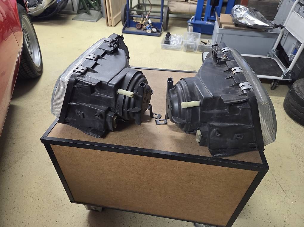 Fari: Ford Sierra Scheinwerferset – Usato da Matzingen venduto da AMY-007 2