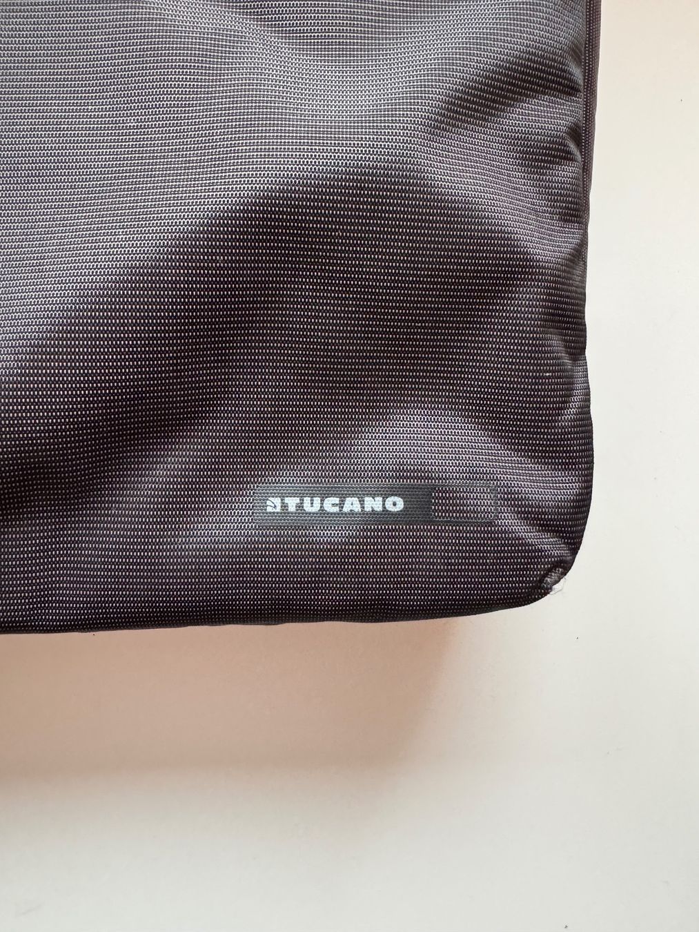 Tucano Borse: Laptop Tasche von Tucano – Usato da Grosswangen venduto da shoes.bags.and.co 4
