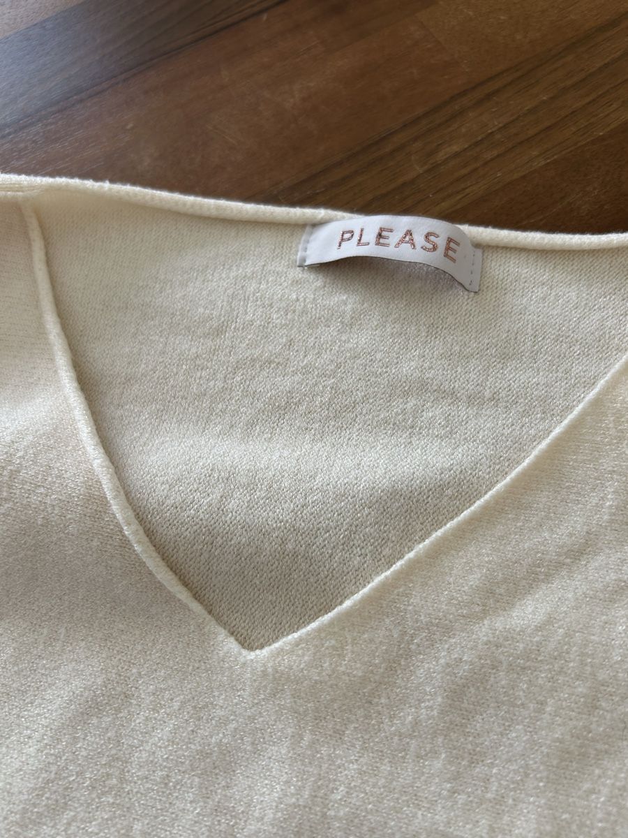 Pullover & Sweatshirts: PLEASE Feinstrick Pullover V-Ausschnitt Creme/Off-White  – Neu (gemäss Beschreibung) aus Balsthal von LaLiLu77 2