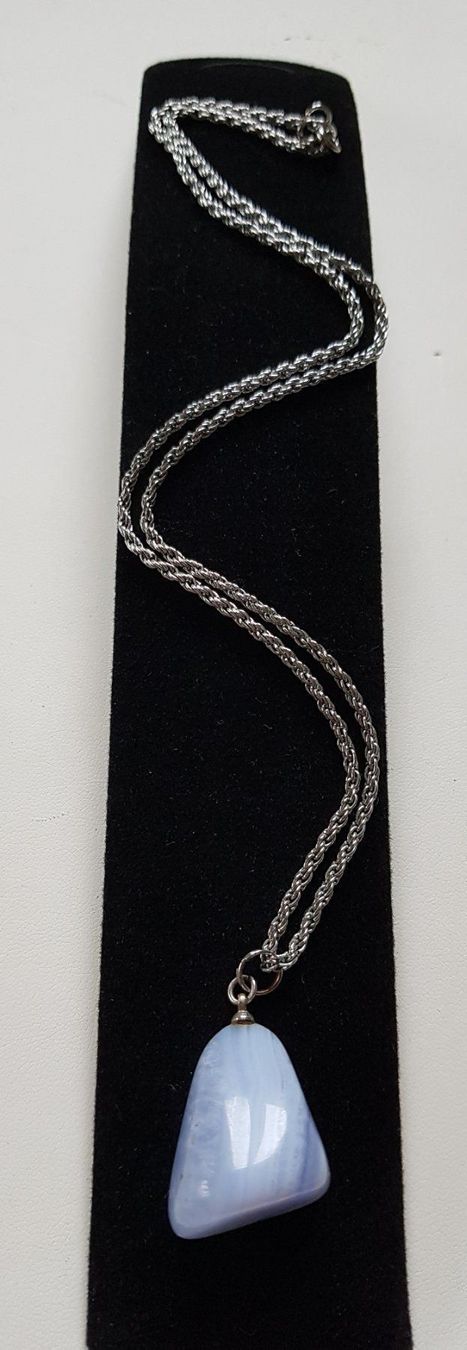 Catenine: Kette mit Anhänger – Usato da Wald ZH venduto da Silena02