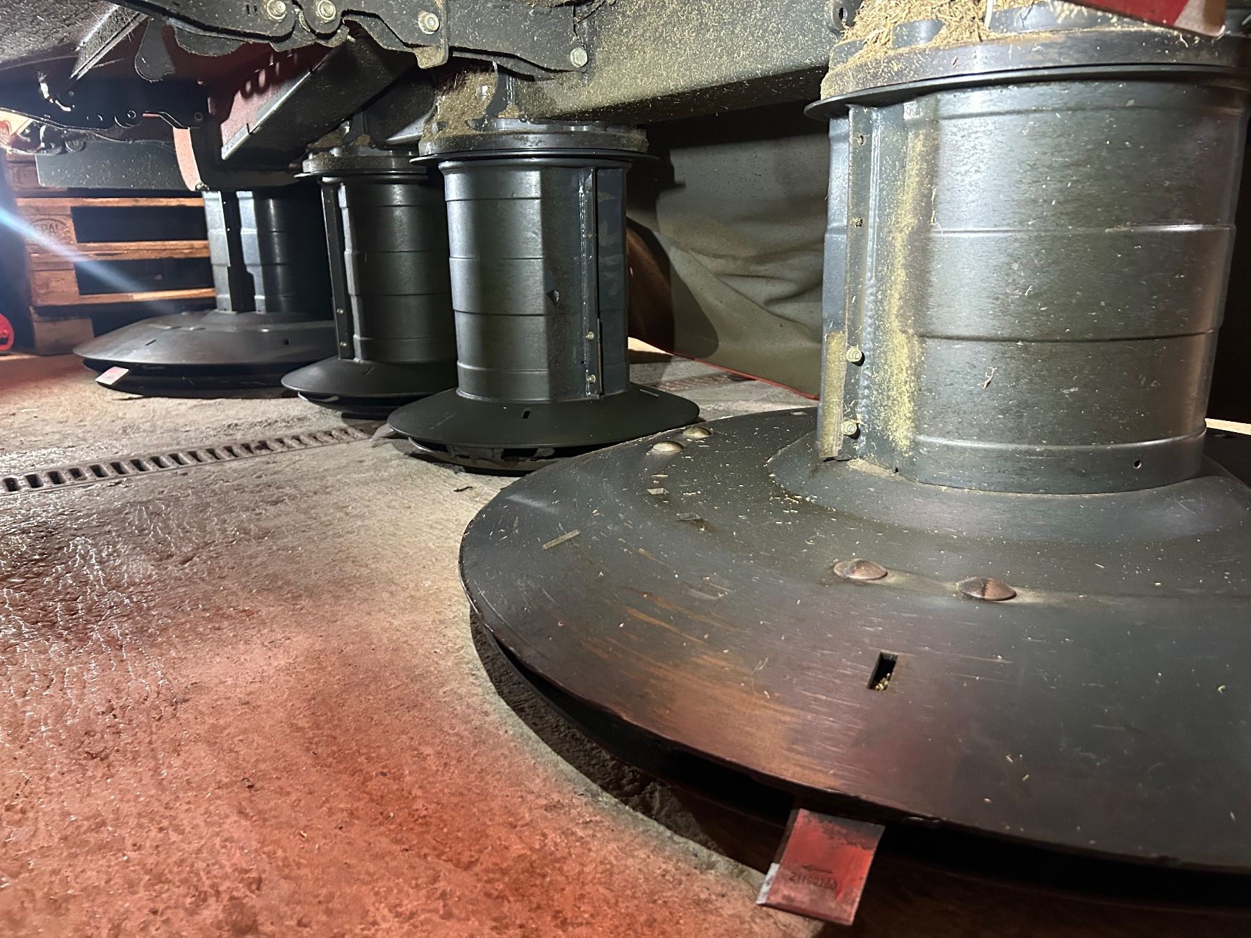 Tutte le macchine: Trommelmähwerk KUHN – Usato da Sissach venduto da ric_hr2c 3