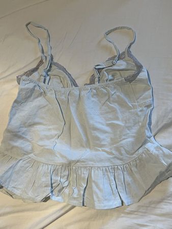 Subdued Top light blue size S