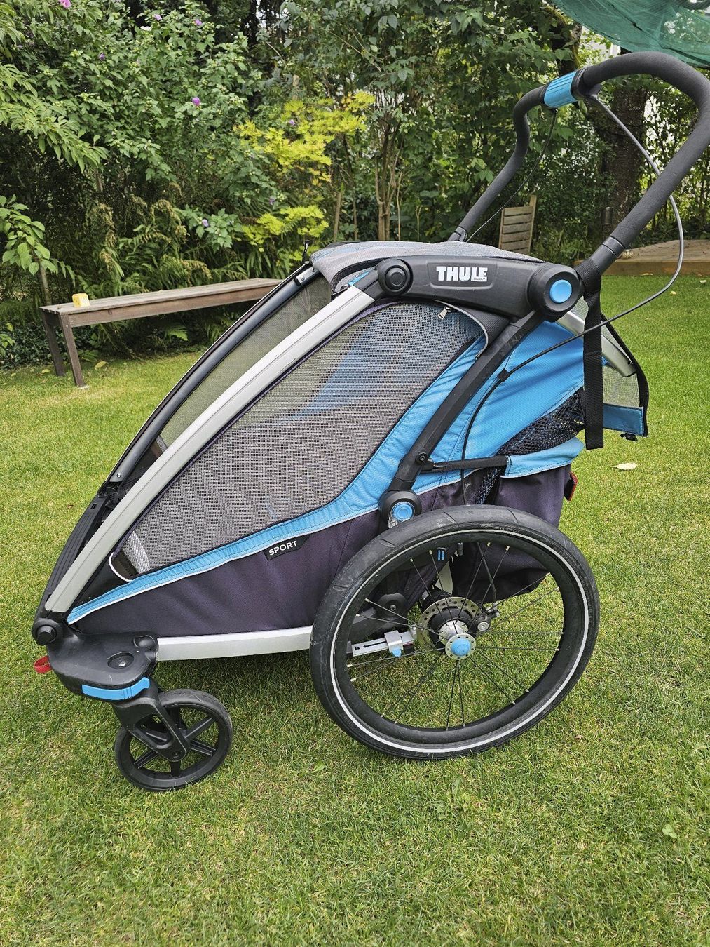 Thule Anhänger: Thule Chariot Sport 2 Double – Gebraucht aus Uster von Intershopper 2