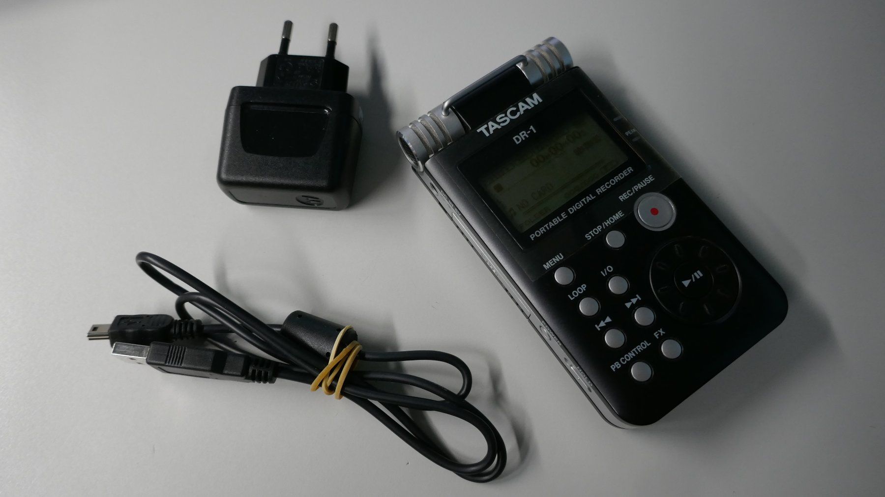 Tascam Registratori: Tascam DR-1 - NEU – Nuovo (secondo la descrizione) da Wenslingen venduto da FairlightCMI 6