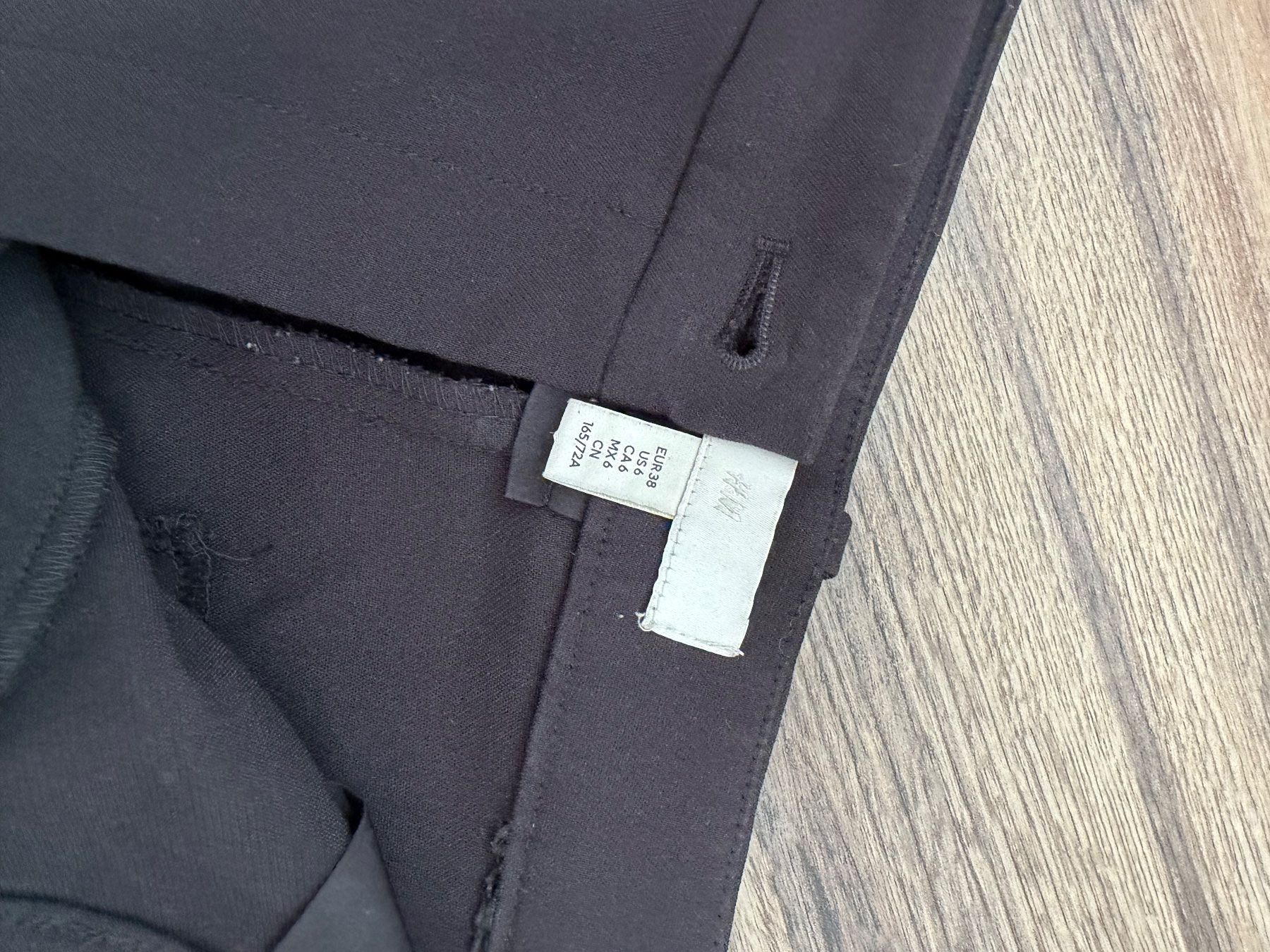 H&M Pantalons: Stoffhosen – D'occasion à Kallnach par Regenbogen44 1