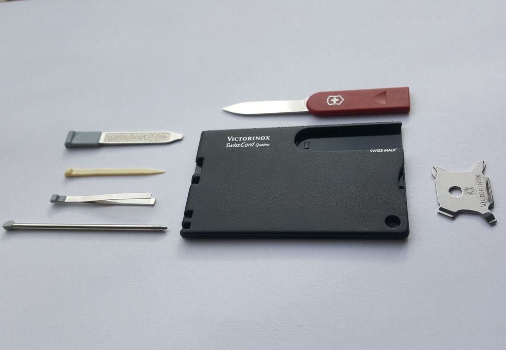 Swiss Card Quattro Victorinox – Rosso Ruby – Coltelleria Gianola