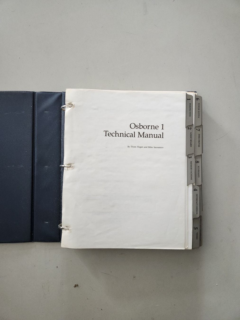 PC: Technical Manual Osborne 1 – Usato da Glattpark (Opfikon) venduto da Clori 1