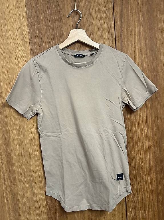 T-shirt: T-Shirt – Usato da Gais venduto da T_iziana