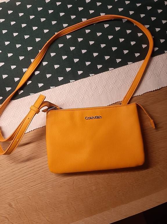 Calvin Klein Borse da donna: Calvin Klein Tasche – Usato da Rothenthurm venduto da Michele_1967