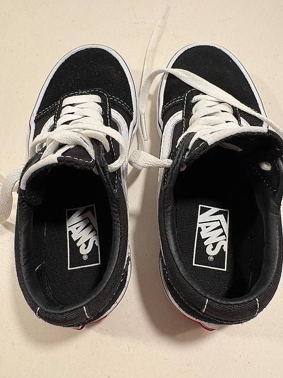 Scarpe da uomo: VANS Schuhe neuwertig  – Usato da Felsberg venduto da Riggel 4