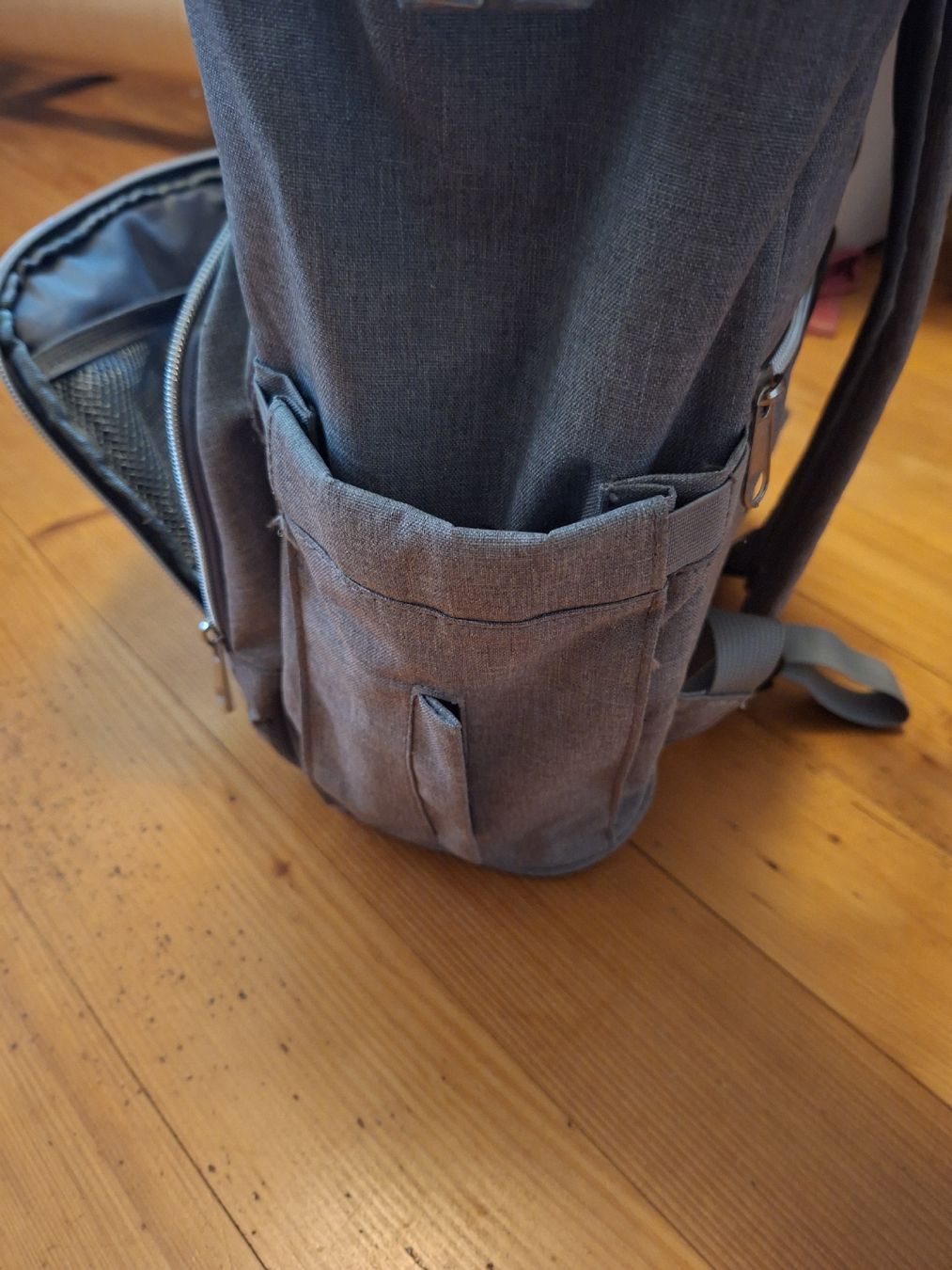 Sacs à dos: Wickeltasche Rucksack grau – D'occasion à Mettmenstetten par sos_hcz9 4