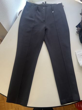Pantalon Marc Cain noir coupe slim taille N4