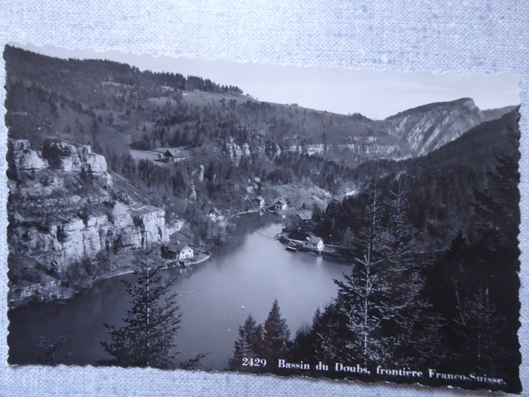 Cartoline postali: Le Locle, les Brenets et le 2x Doubs – Usato da Biel/Bienne venduto da Ligurie