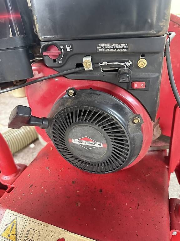 Tutte le macchine: Neuwertige Professionelle Laubsäuger ECHO ES-400  – Usato da Horgen venduto da 11sh 2