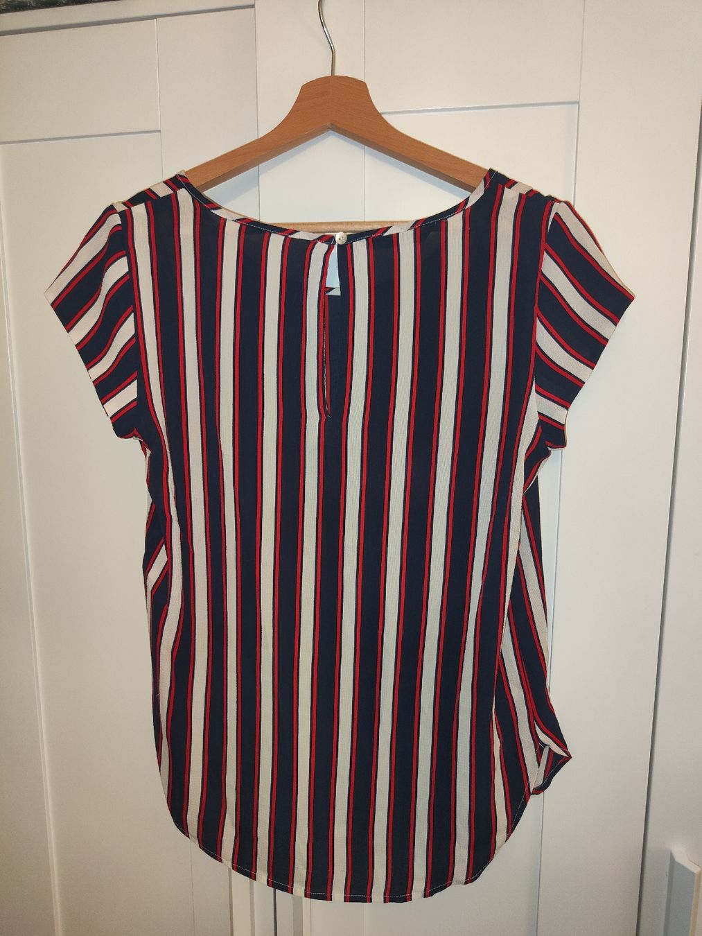 Only T-shirt: T-Shirt Bluse ONLY Gr. S – Usato da Rheinfelden venduto da JamieBabsi 3