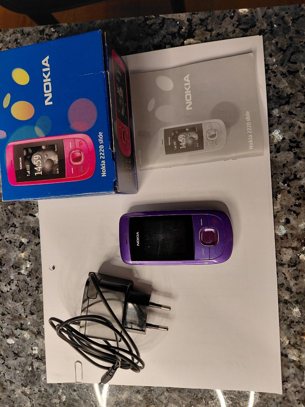 Nokia Telefoni cellulari / Smartphones: Nokia Handy 2220 slide – Usato da Bonaduz venduto da topolino052 3
