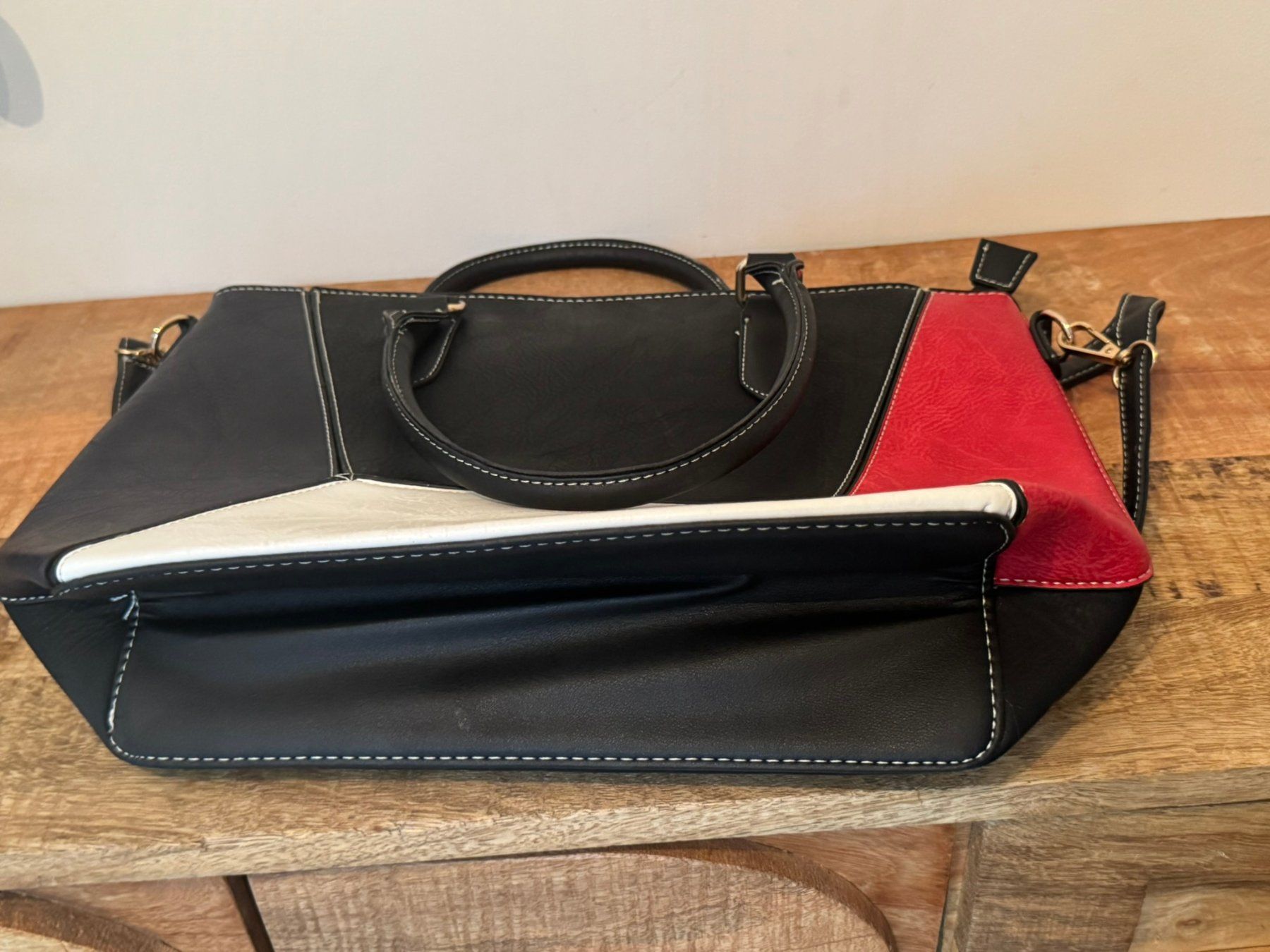 Borse da donna: Schicke echte Leder Handtasche in Blockfarben - NEU! – Nuovo (secondo la descrizione) da Uhwiesen venduto da mic_kd6g 3
