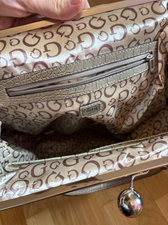 Guess Borse: Guess Y2K Tasche in Leoprint – Nuovo (secondo la descrizione) da St. Gallen venduto da mic_6zq2 4