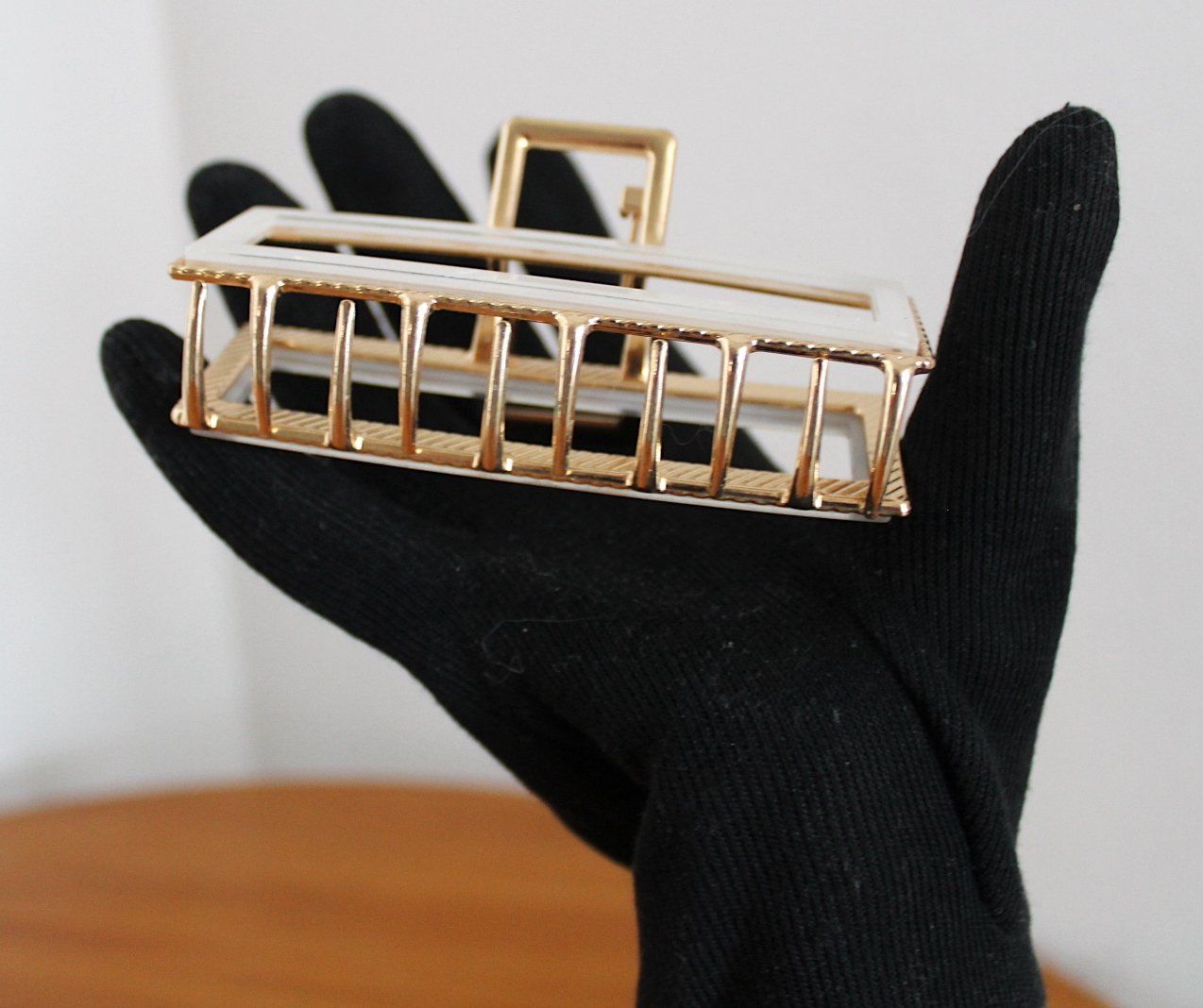 Haarschmuck: Haarklammer Clips mit Perlmutt-Optik – Gebraucht aus Locarno von madame-tus-sauds 2