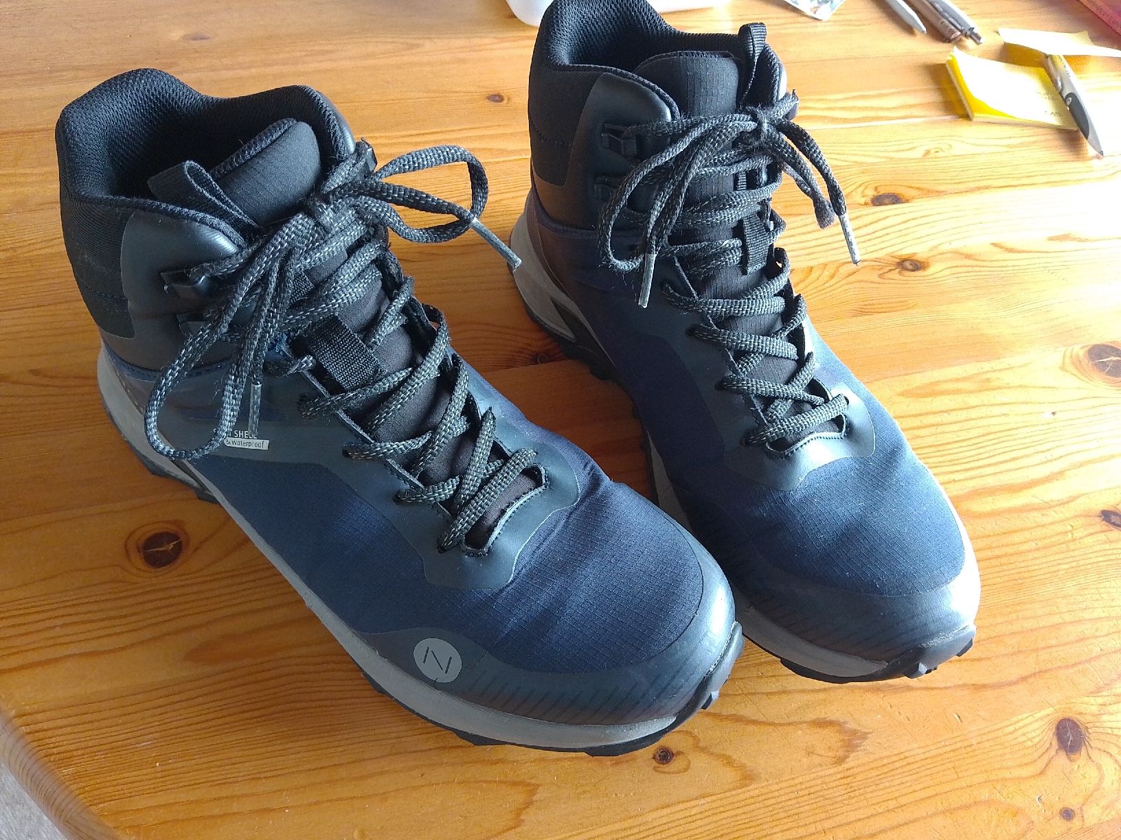 46 Nord Herrenschuhe: Wanderschuhe 46 Nord wasserdicht Gr.44 – Gebraucht aus Rigi Kaltbad von san_rxc2