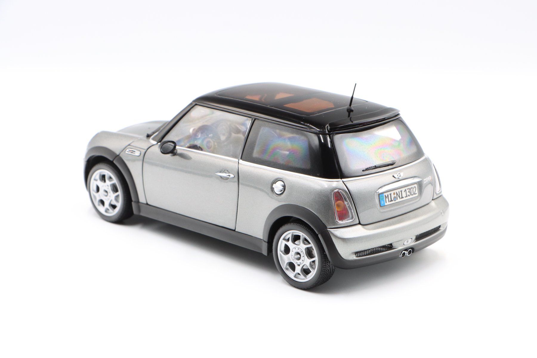 Cooper Modellautos: Mini Cooper S 2002 1:18 Kyosho – Neu (gemäss Beschreibung) aus Bühl b.Aarberg von modelldiecast 4