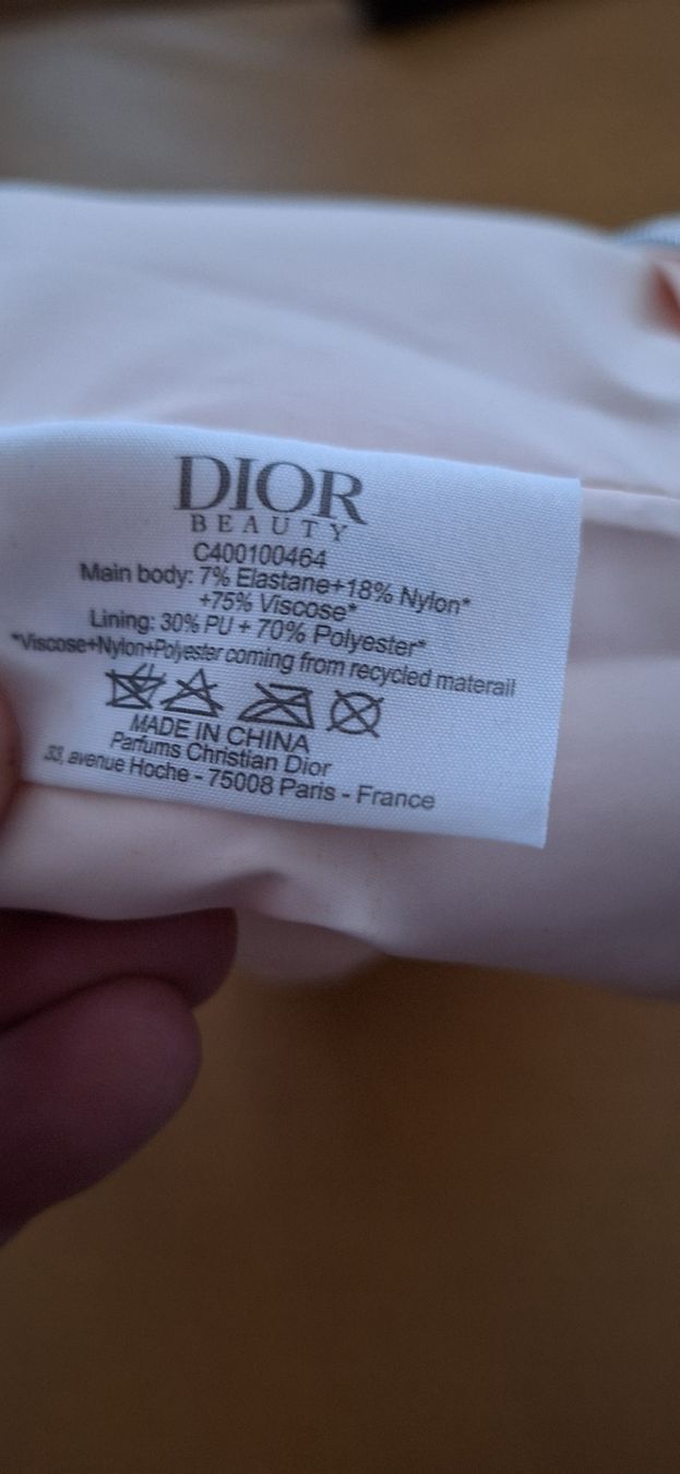 Dior Custodie per cosmetici: Chic Christian Dior Pouch - Perfect for Summer Essentials! – Usato da Flims Dorf venduto da Truemorish 3