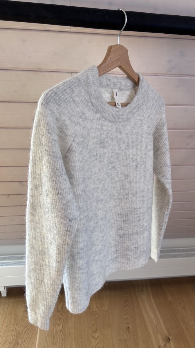 Pullover & Sweatshirts: Kitchener light grey melange wool crew neck, small – Neu (gemäss Beschreibung) aus Kilchberg ZH von ben_pc68 7