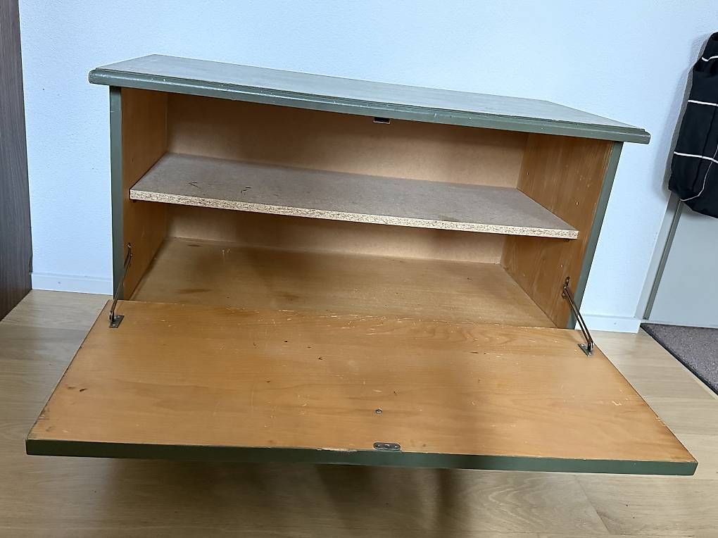 Cassettiere: Kommode aus Holz - grün, mit Blumen  – Usato da Rafz venduto da ani1912 2