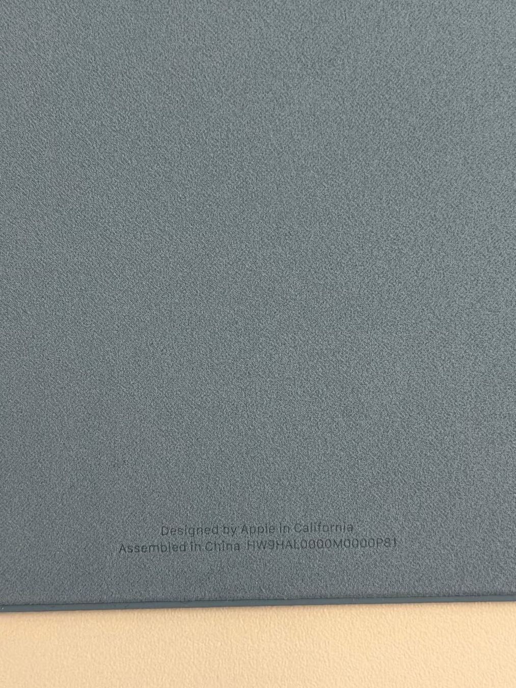 Apple Covers & Borse: Original Apple iPad 11 Smart Folio Hülle blau – Usato da Ennetbaden venduto da miboo 3