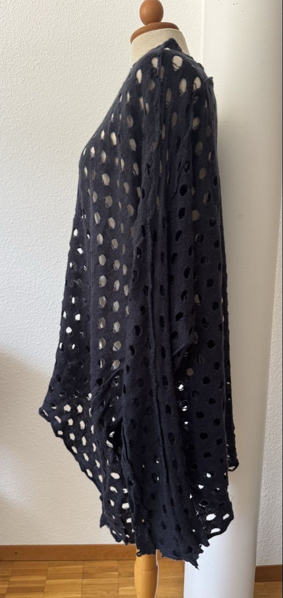 Rundholz Pullover & Sweatshirts: Pull oversize RUNDHOLZ OS 100% Cachemire noir, effet trous – Neu (gemäss Beschreibung) aus Morges von sandy069 1