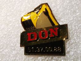 Ansteckpin 15: Don