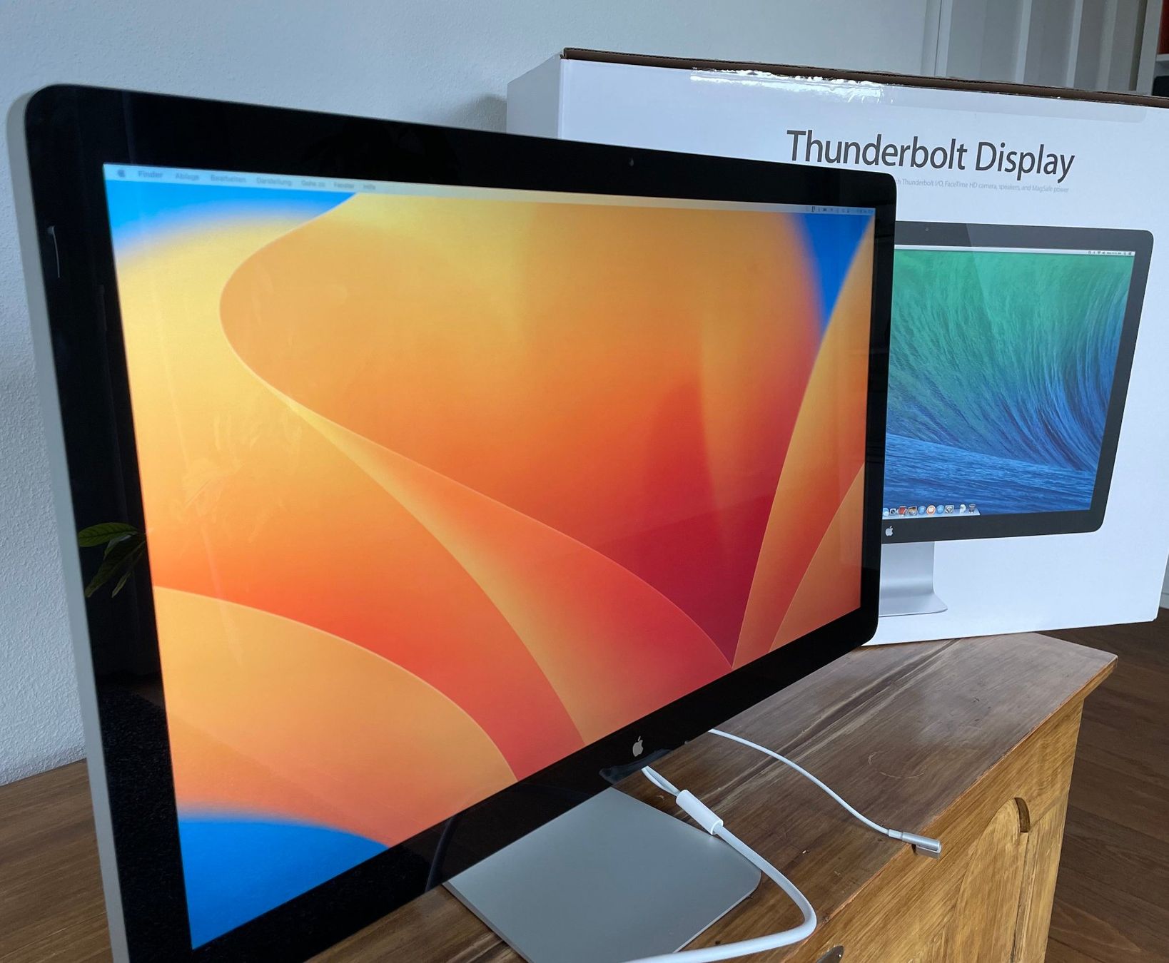Apple Monitore: Apple Thunderbolt Display 27-Zoll inkl. Thunderbolt Adapter – Gebraucht aus Herzogenbuchsee von