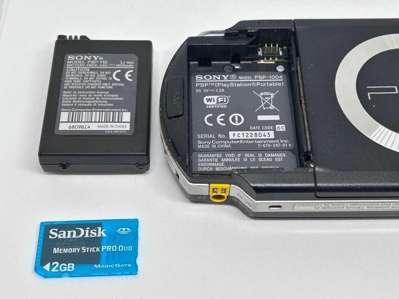 Sony Konsolen: Console Sony PSP 1004 Kit Completo Originale con Memory 2GB – Gebraucht aus Giubiasco von LorisVale 9