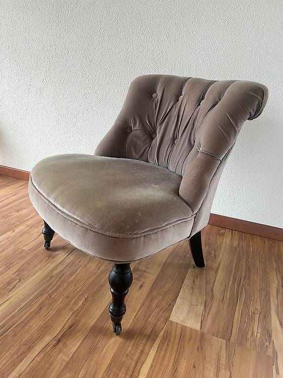Poltrone: Barockstil-Sessel in Chesterfield Design  – Usato da Oberbueren venduto da marolegi