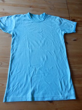 Blaues T-Shirt bzw Unterhemd, gerippt, Gr. S/M türkis