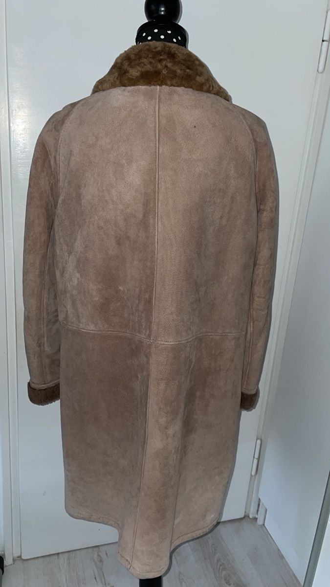 Mäntel: Echter Lammfellmantel unisex Suede 2000s Vintage – Gebraucht aus Zürich von Eves.vintage.element 3