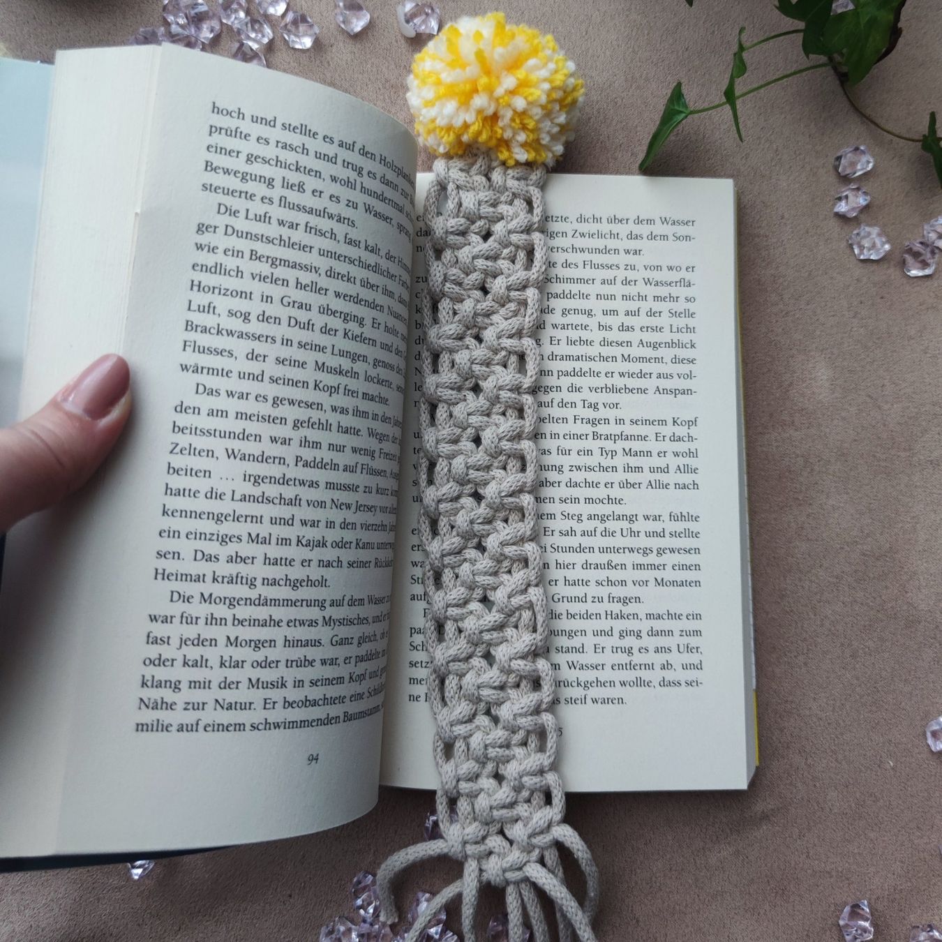 Altre raccolte & rarità: Handmade Makramee Lesezeichen / Buchzeichen 1 Stück – Nuovo (secondo la descrizione) da Bülach venduto da m_yyw9 2