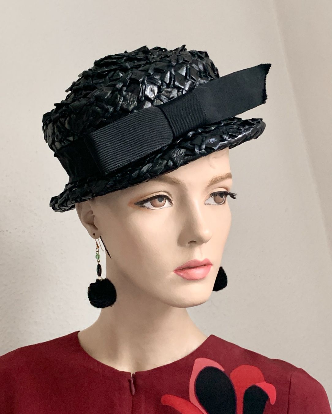 Copricapi, berretti & cappellini: Schwarzer Vintage Basthut mit Repsbandmasche – Usato da Kloten venduto da Nephty 6